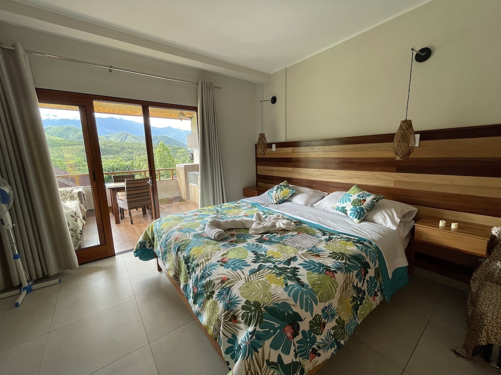Romantic Studio Suite photo 1
