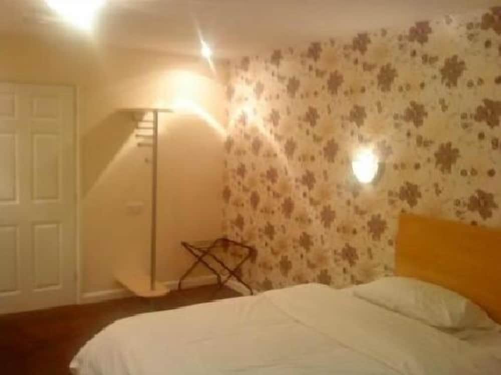 Suite, Ensuite (2 Adults & 2 Child) photo 1