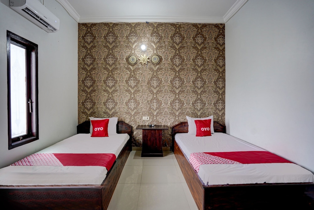Standard Twin Room photo 2