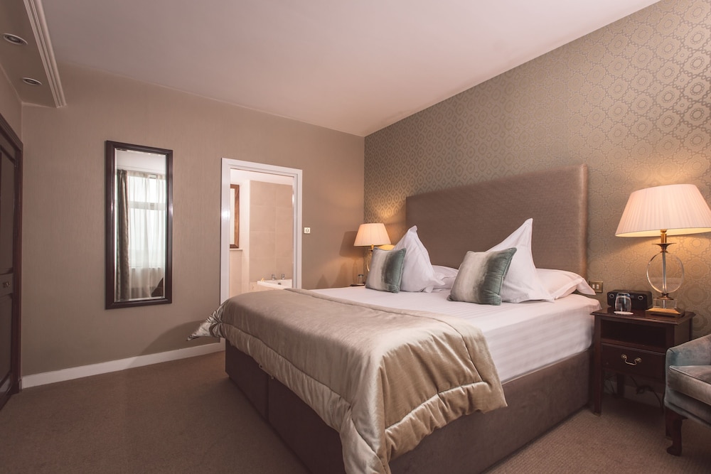 Junior Suite, 1 King Bed photo 3