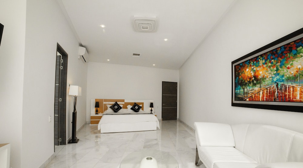 Presidential Suite, 3 Bedrooms photo 2