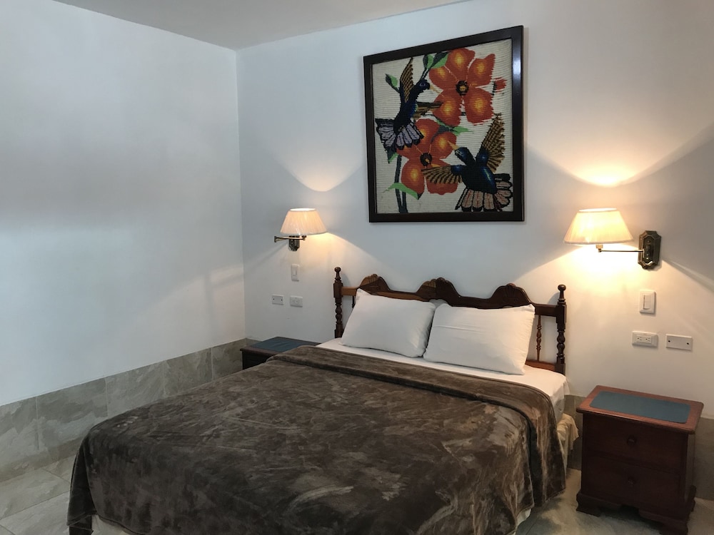 Habitacion Matrimonial Estandar, Vista Al Jardin (With Air Conditioner)