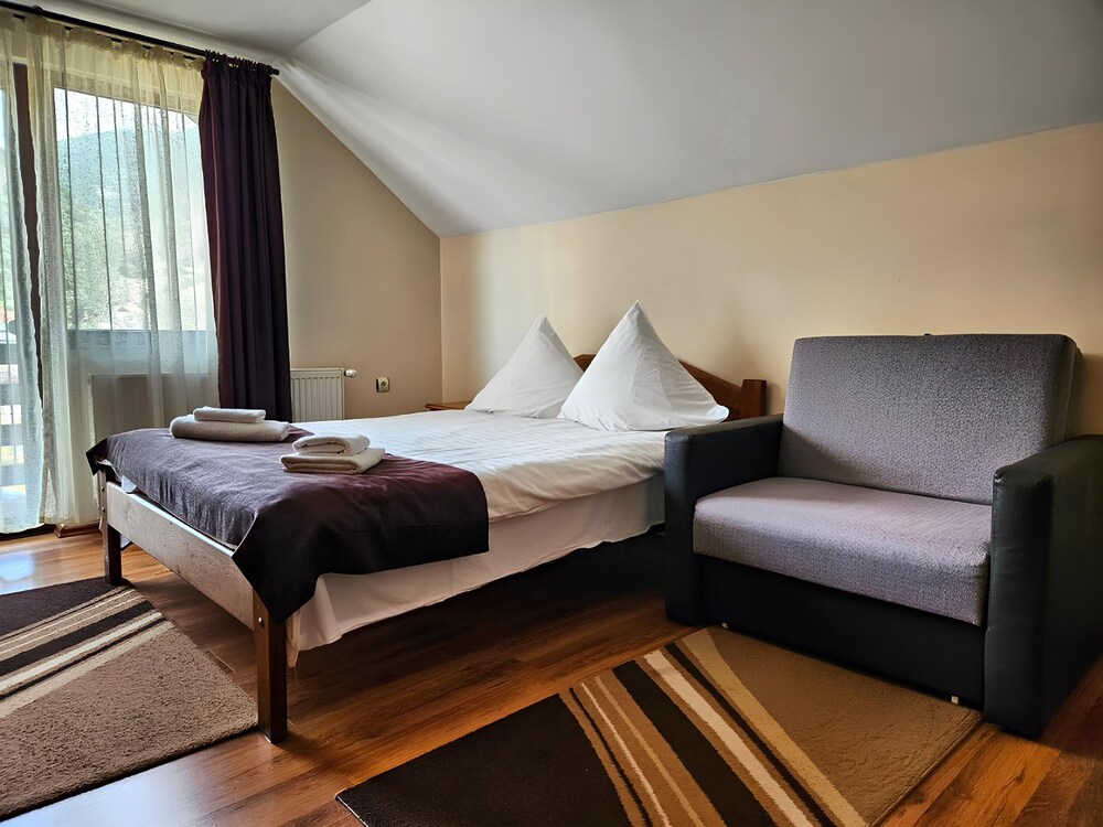 Room 12 photo 3