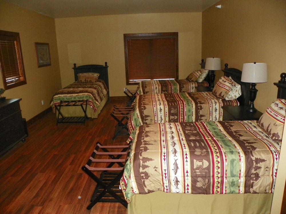 Quadruple Room, Multiple Beds, Private Bathroom photo 2