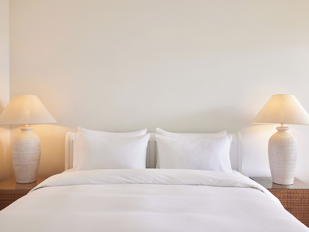 Superior Sea View Guestroom - Photo 3