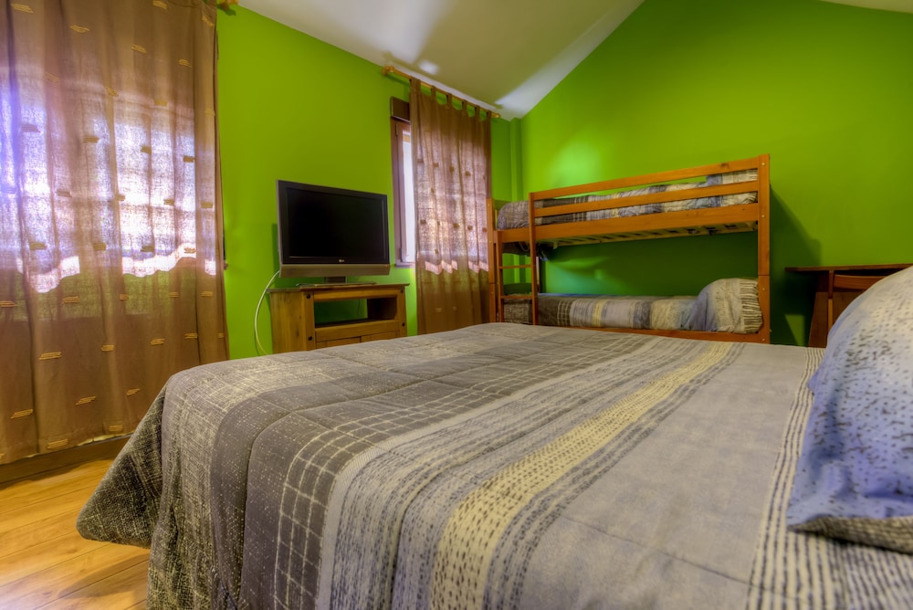 Quadruple Room - Photo 3