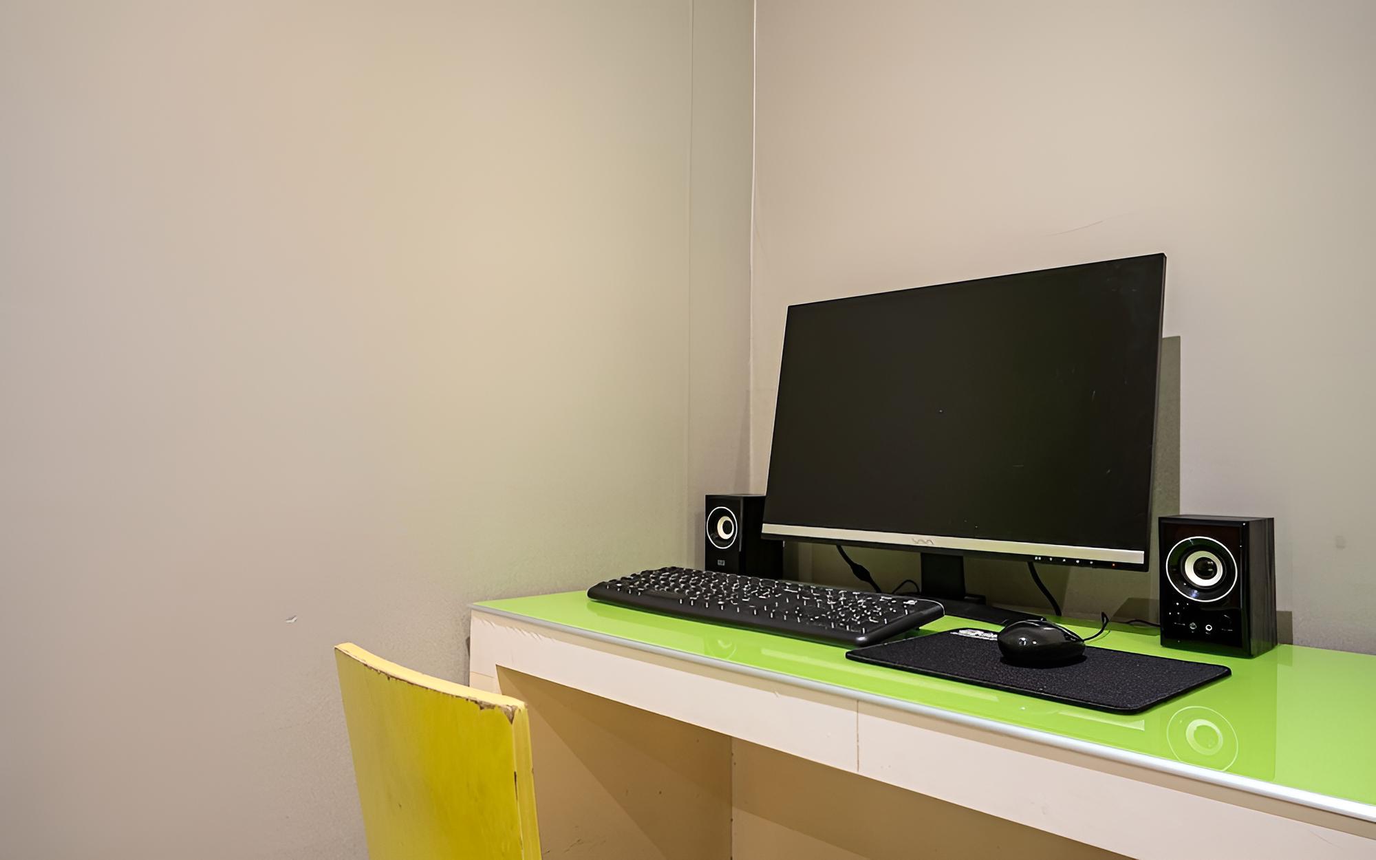 Room (Cinema room (parking available) (70 7) - Photo 2