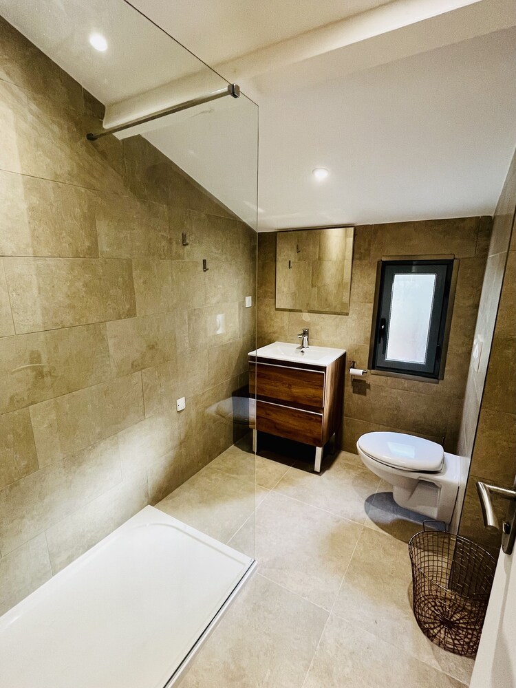 Classic Apartment photo 2