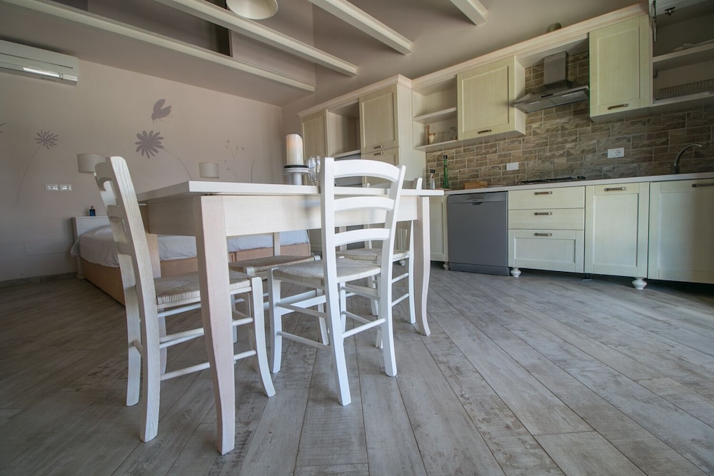 Standard Loft, 1 Bedroom, 2 Bathrooms, Poolside