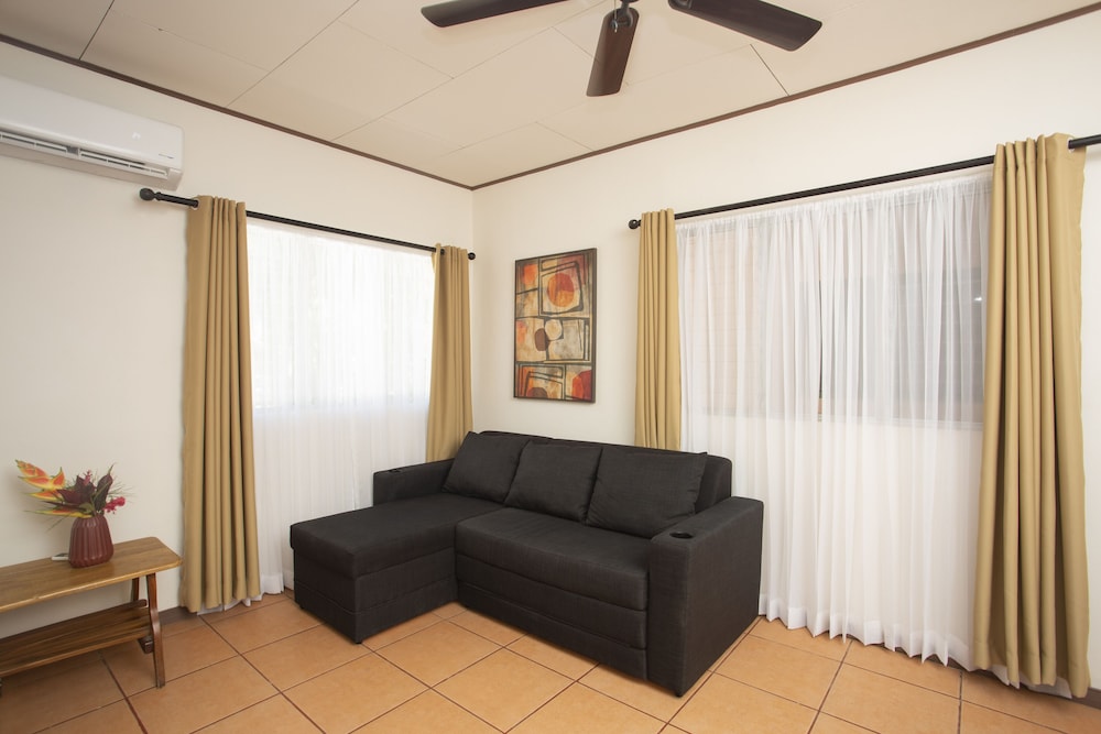 Grand Quadruple Room photo 2