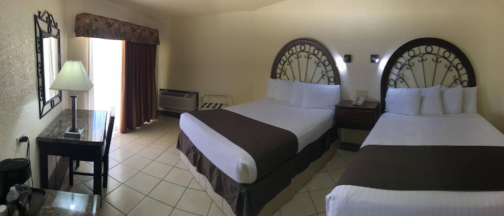 Standard Double Room, Partial Sea View photo 3
