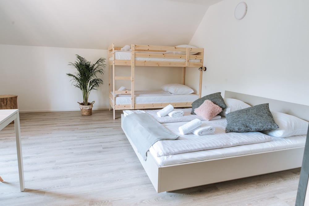 Studio with Bunk Bed and Balcony