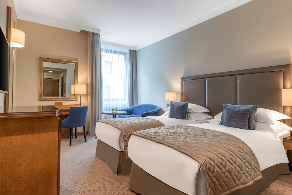 Deluxe Room, Courtyard View photo 1