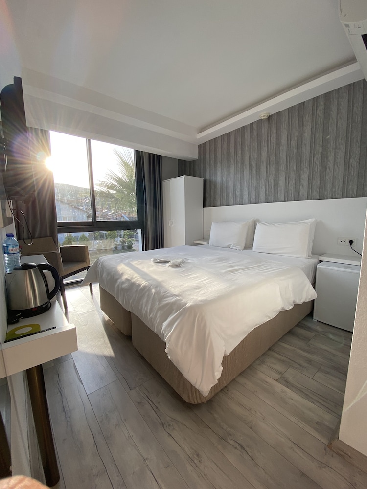 Standard Room photo 1