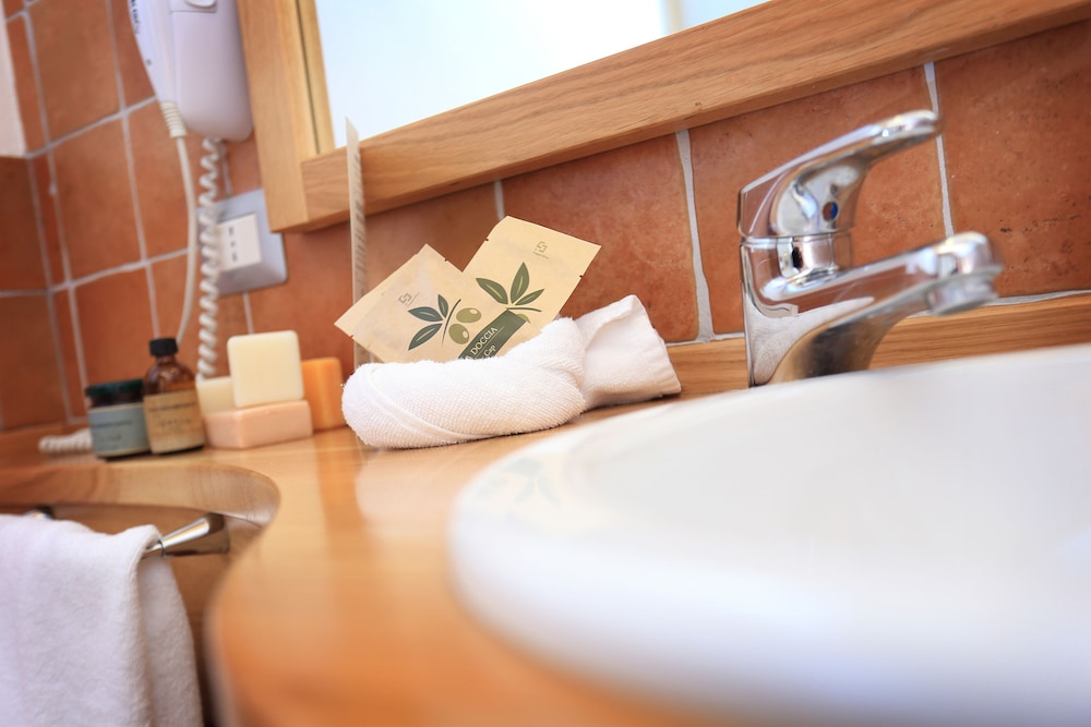 Classic Double Room - Photo 8