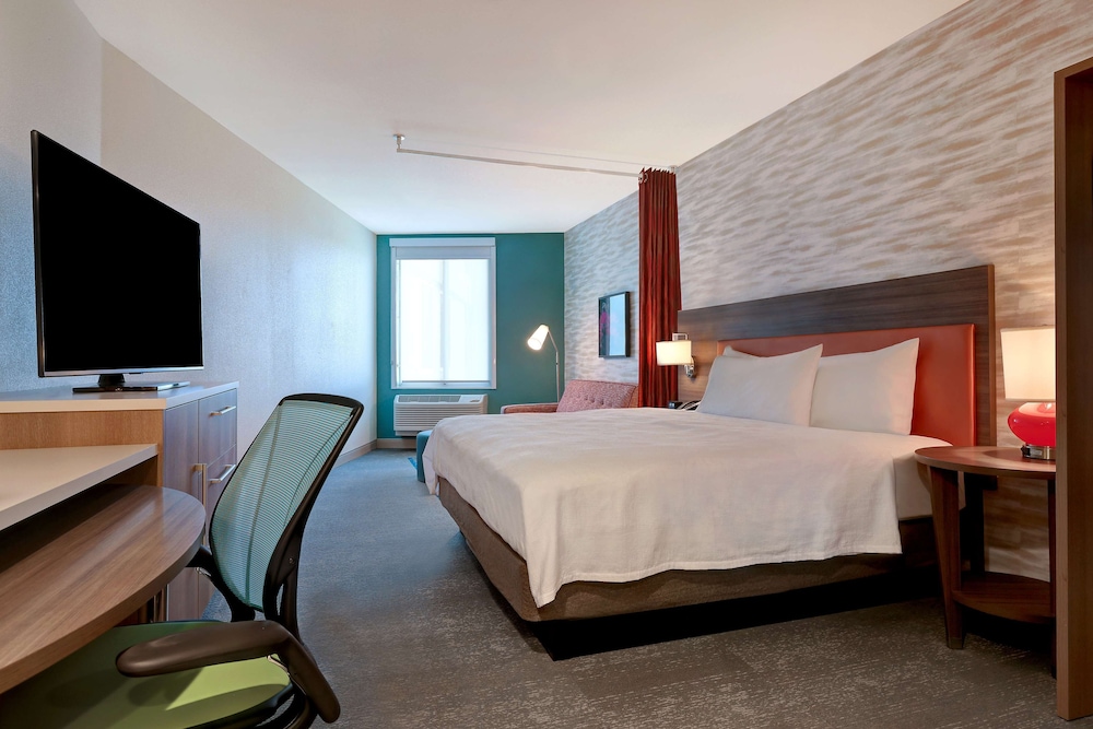 Studio Suite, 1 King Bed, Non Smoking