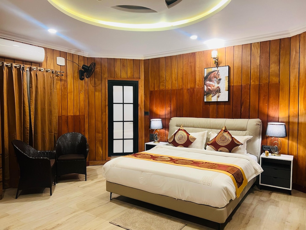 Deluxe Double Room, Garden View