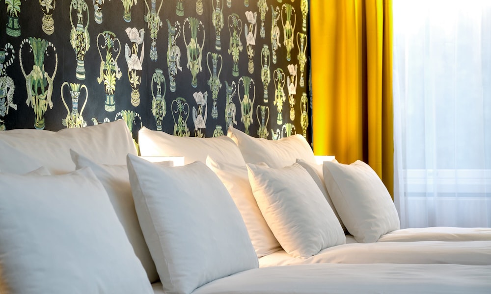 Junior Suite, Non Smoking - Photo 1