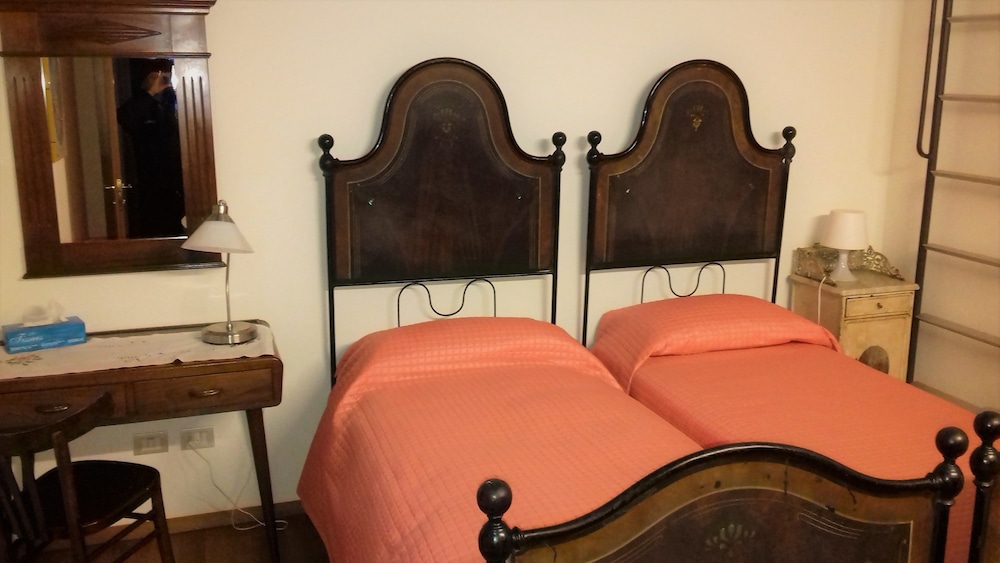 Double Or Twin Room photo 3