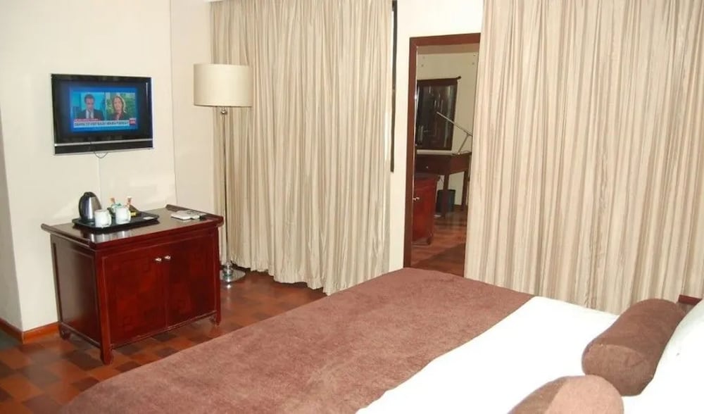 Luxury Apartment photo 3