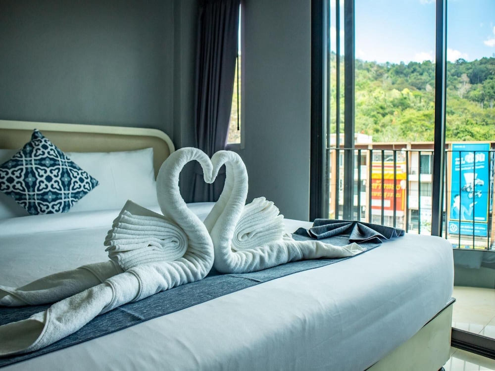 Superior Double Room, 1 Queen Bed photo 3