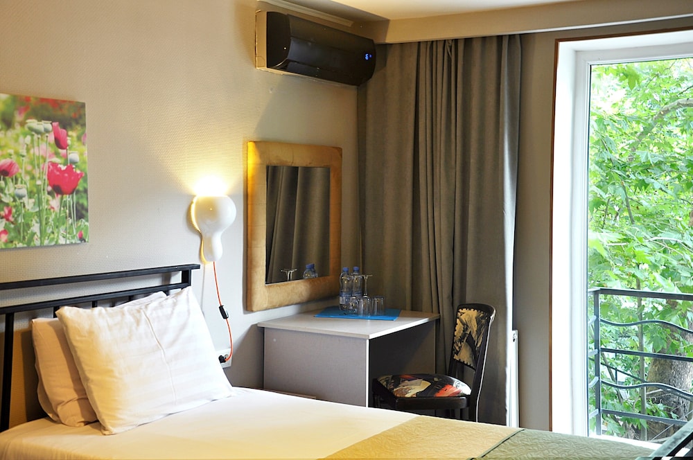 Standard Twin Room photo 2
