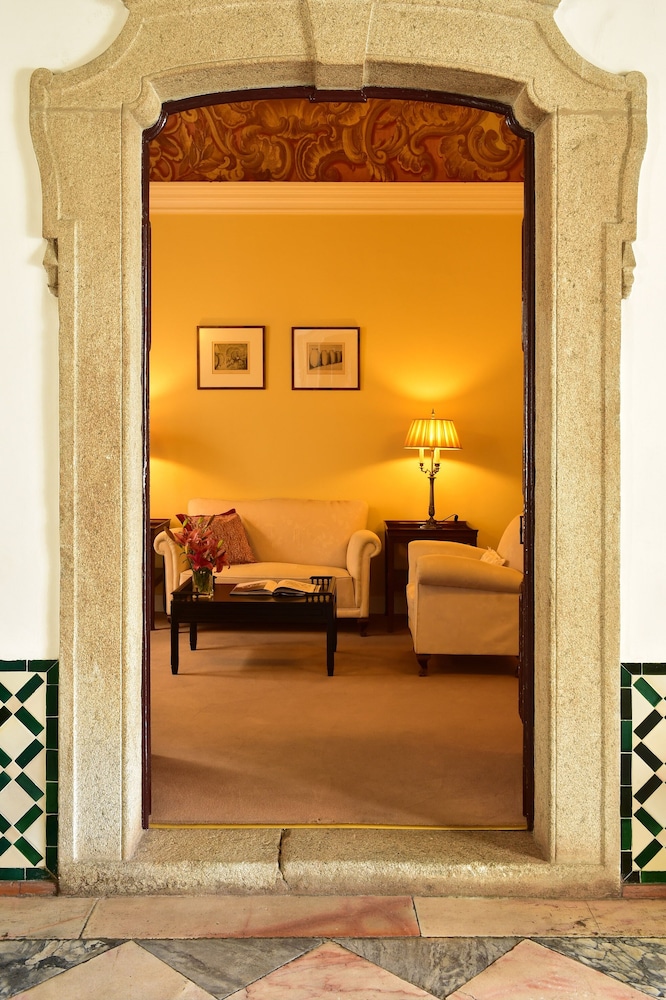 Suite (Triple) - Photo 5
