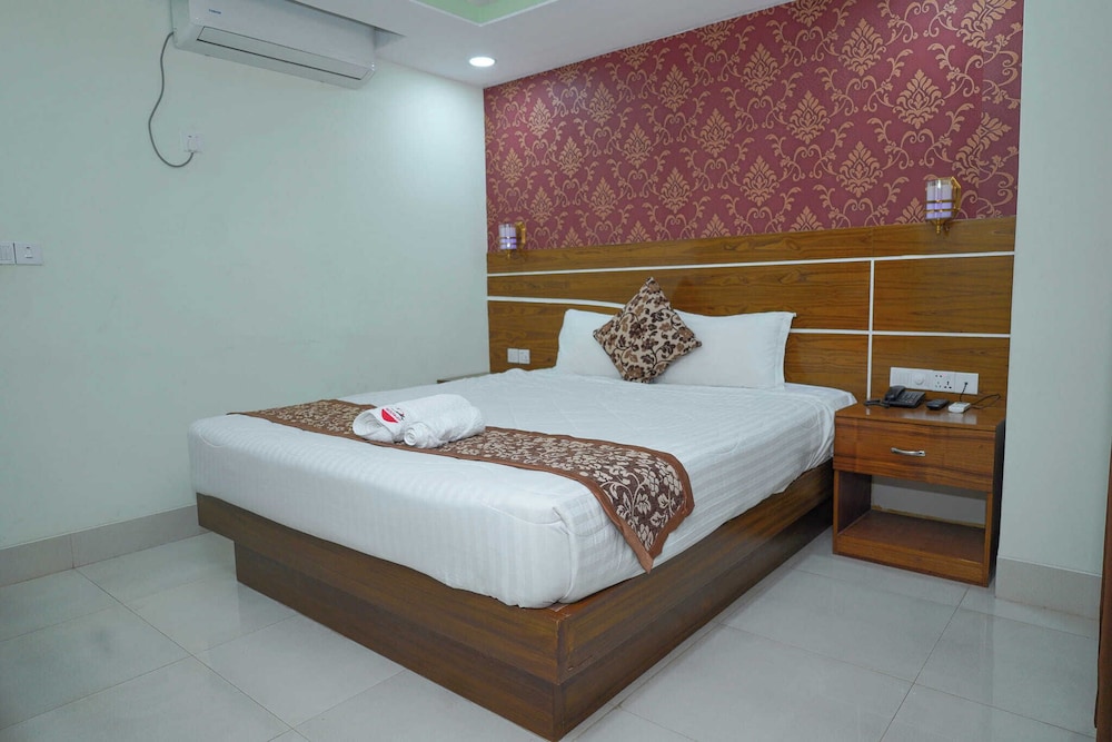Deluxe Double Room, City View photo 3