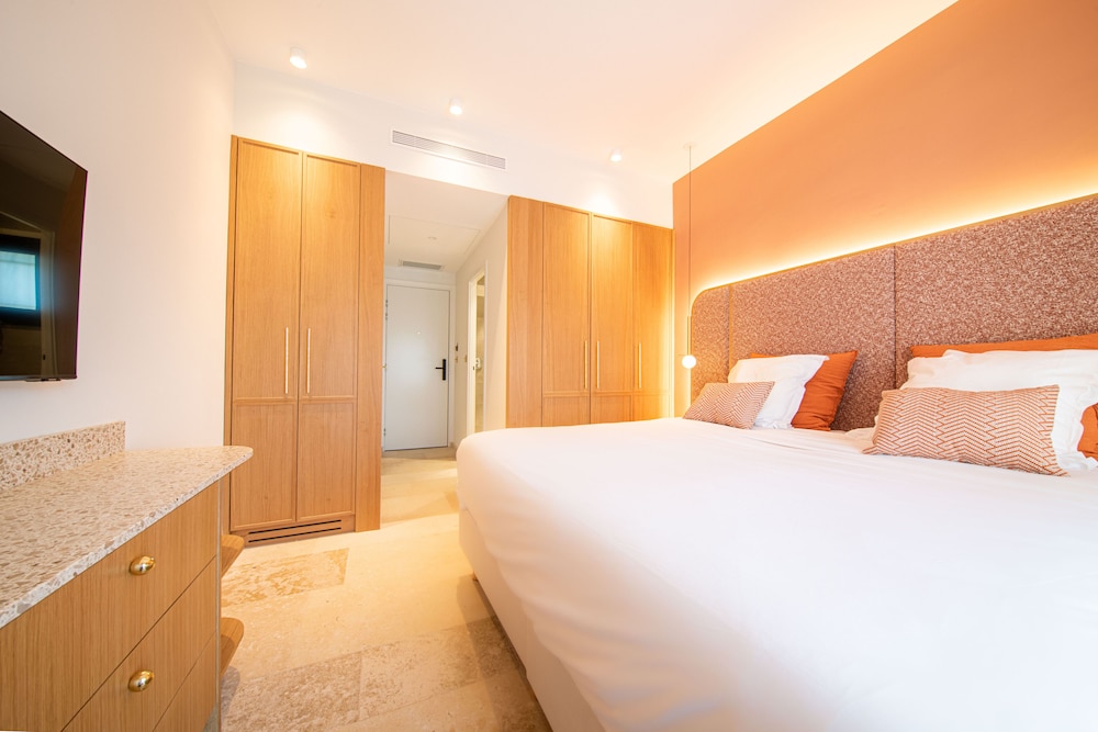 Comfort Room photo 2