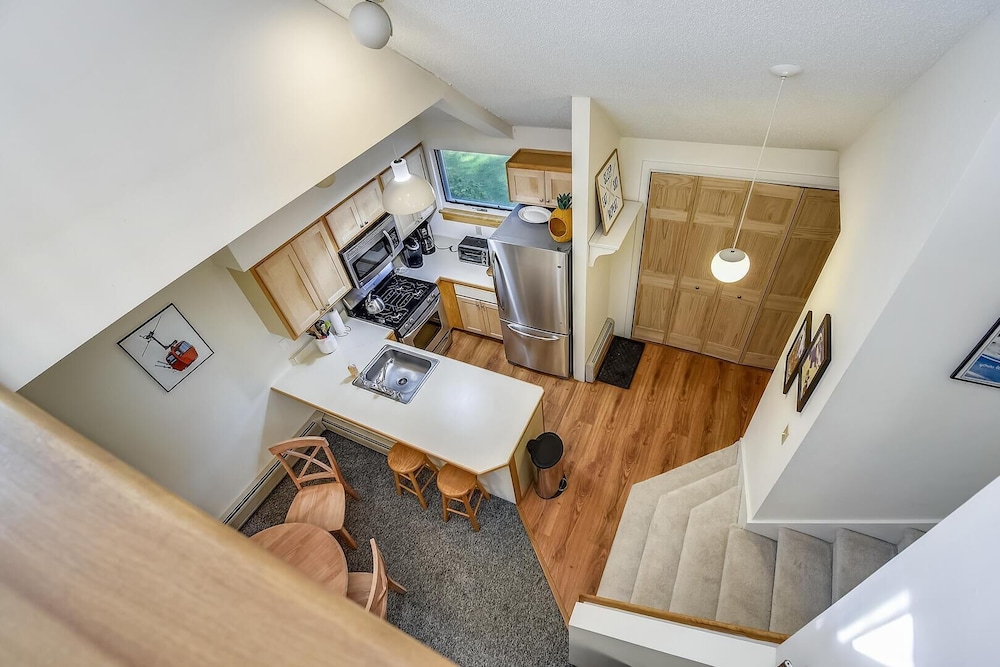 Condo, 2 Queen Beds (Woods Village 37) photo 2
