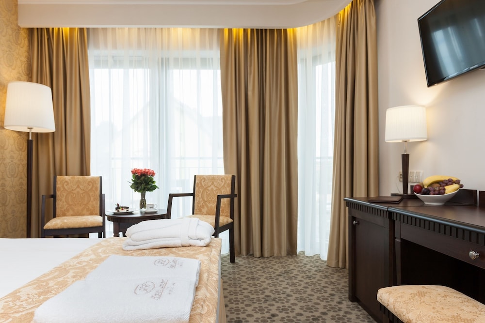Standard Double or Twin Room photo 2