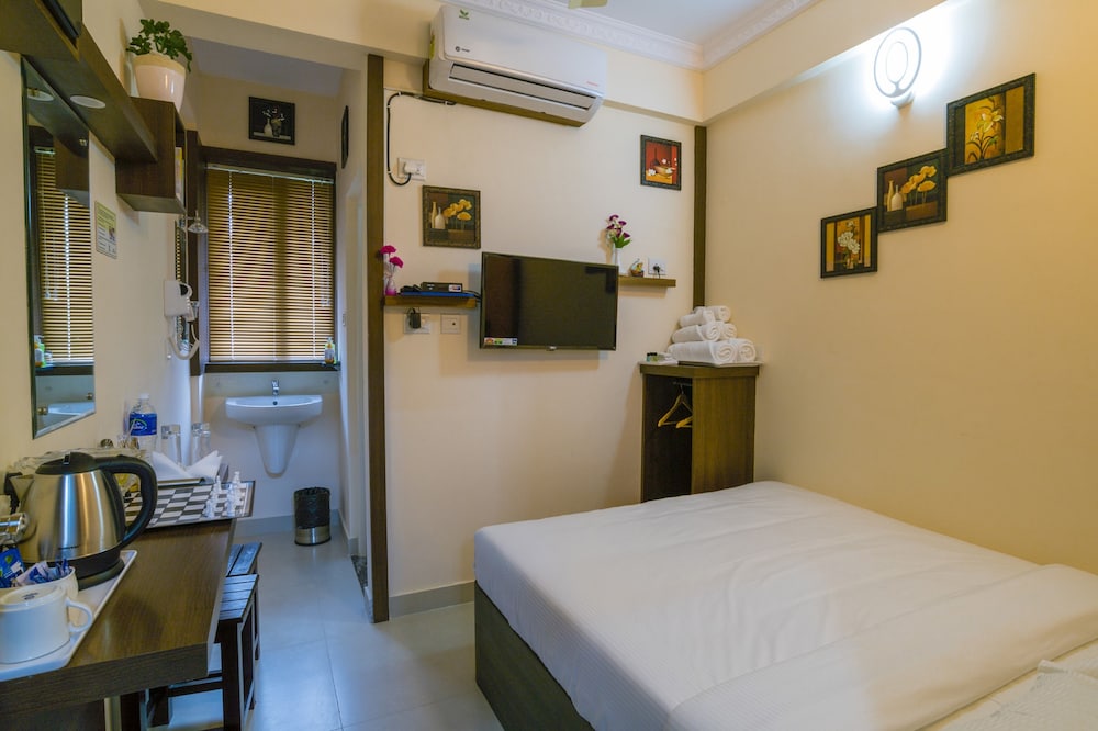 Deluxe Single Room, Private Bathroom photo 3