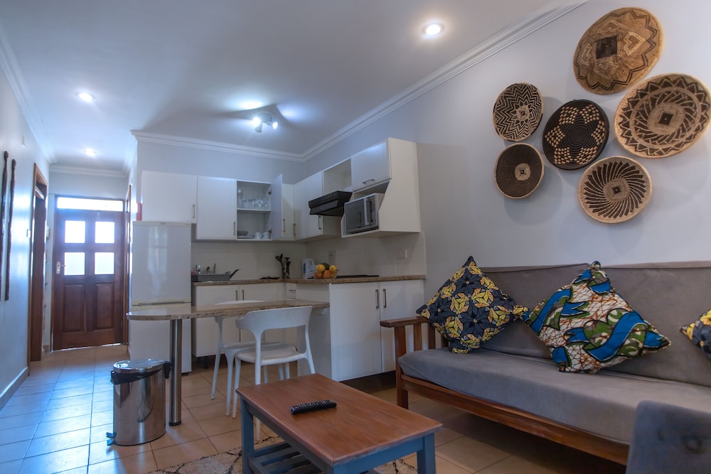 Signature Apartment photo 2