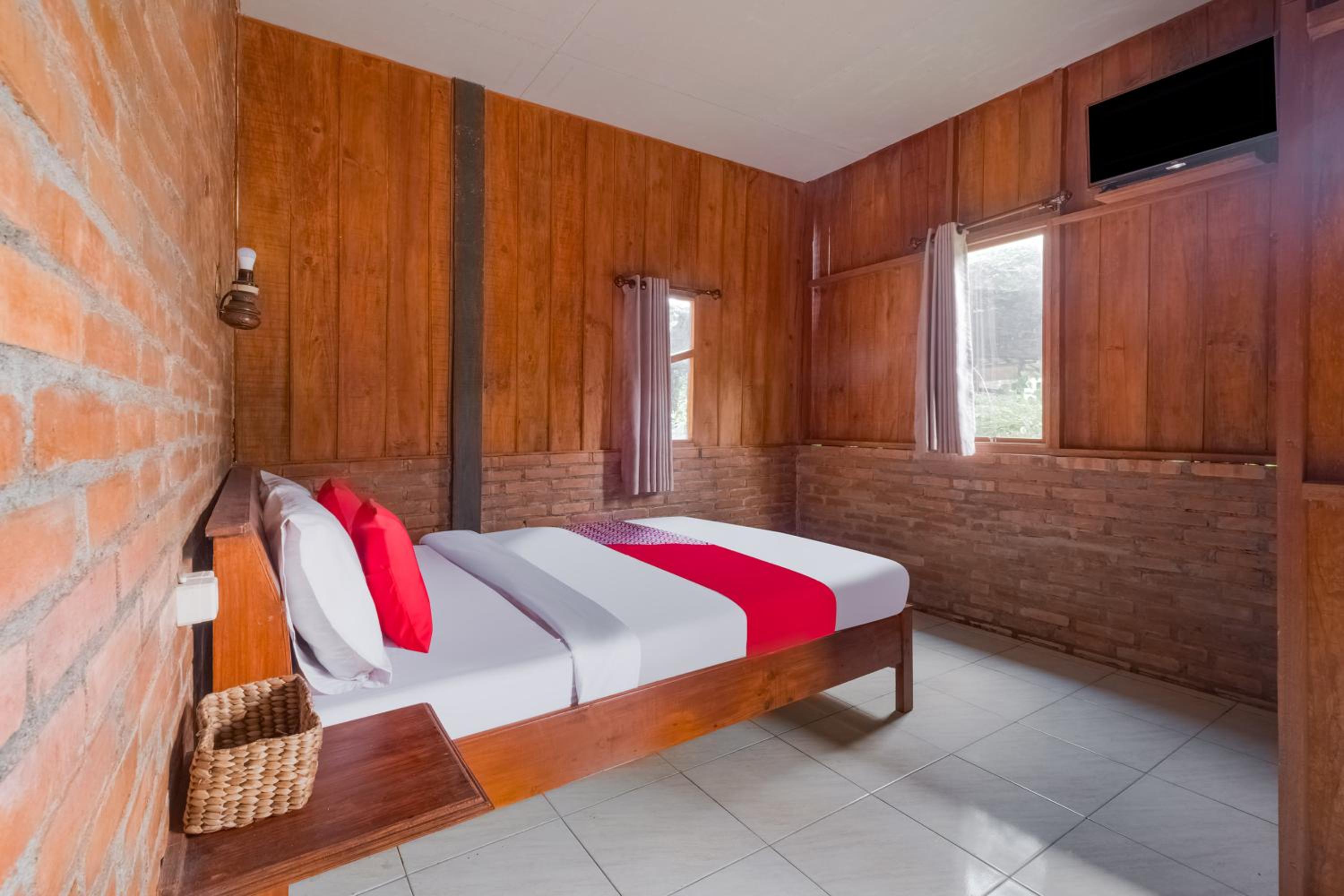 Deluxe Double Room - Photo 1