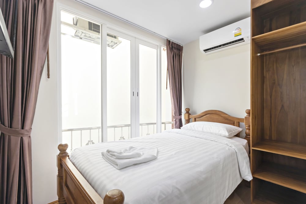 Single Room photo 3