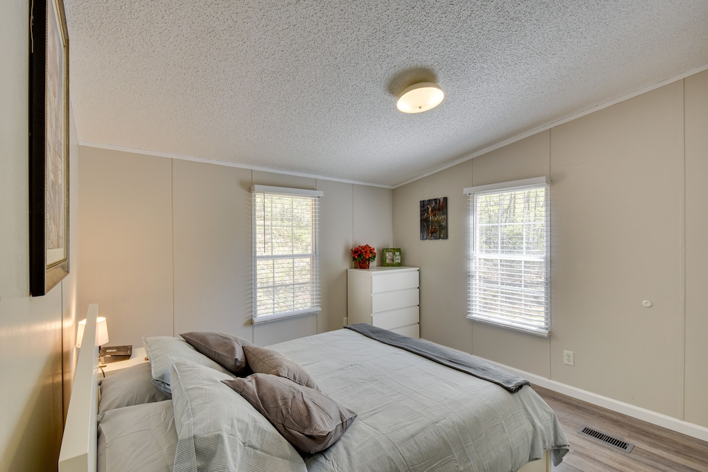 House (4 Bedrooms) photo 2