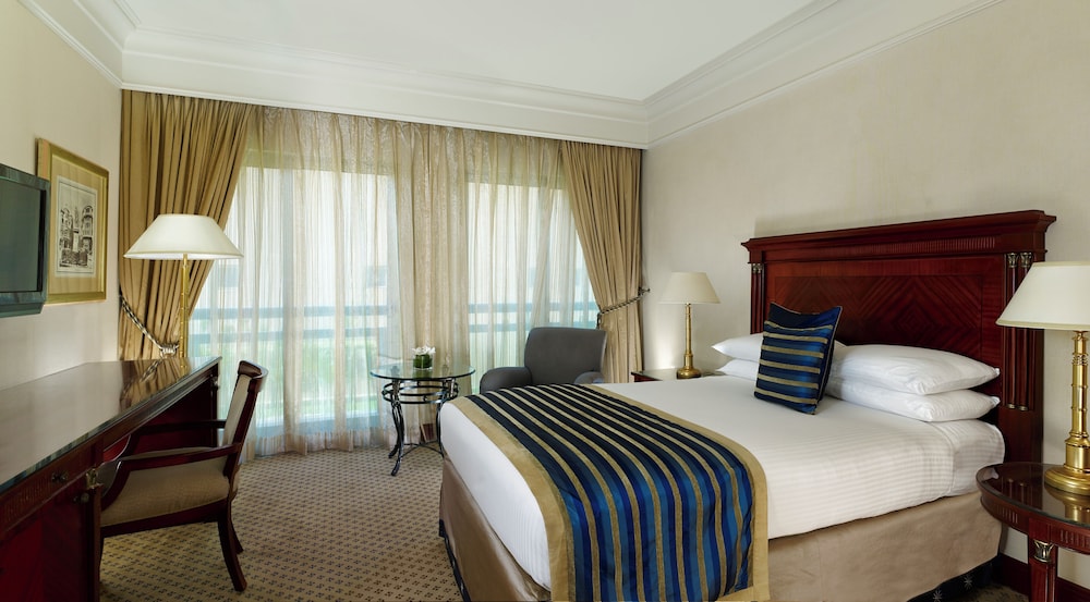 Suite, 1 Bedroom (Residence, Dining)