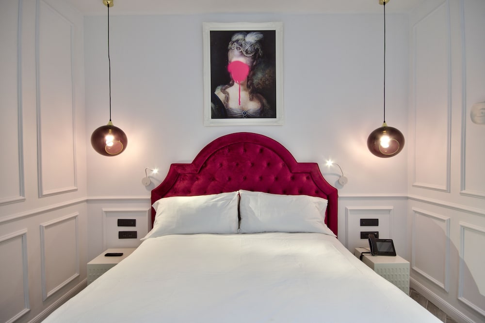 Deluxe Suite, 1 King Bed with Sofa bed, Hot Tub