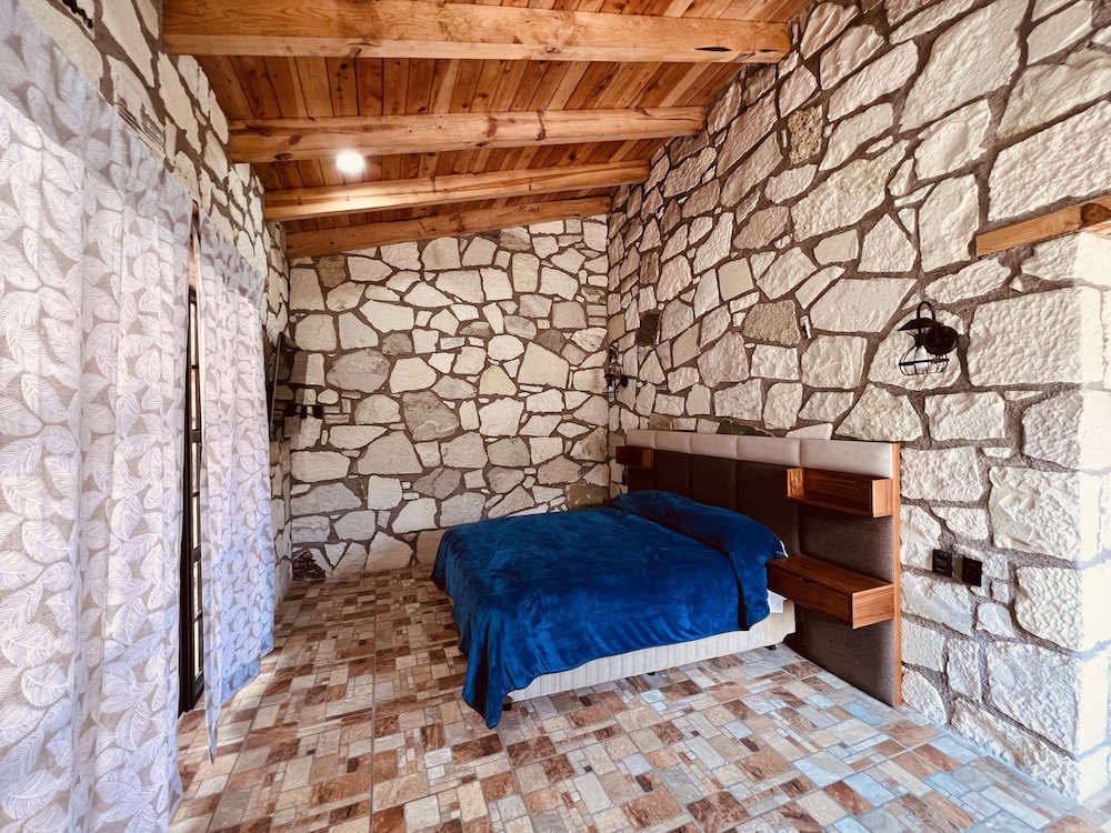 Cabin photo 3