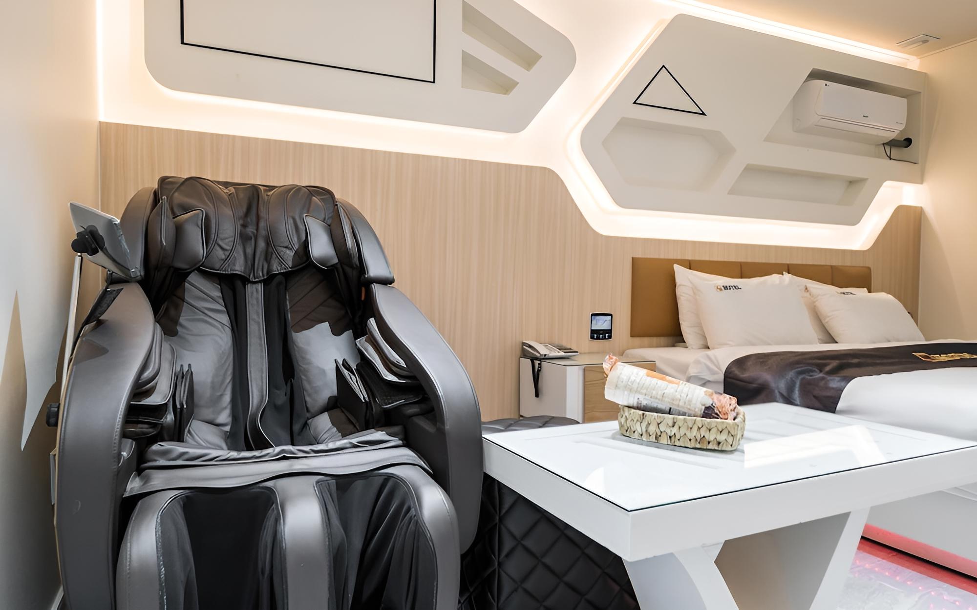 Room (Drive-in luxury massage chair (Massag) - Photo 11