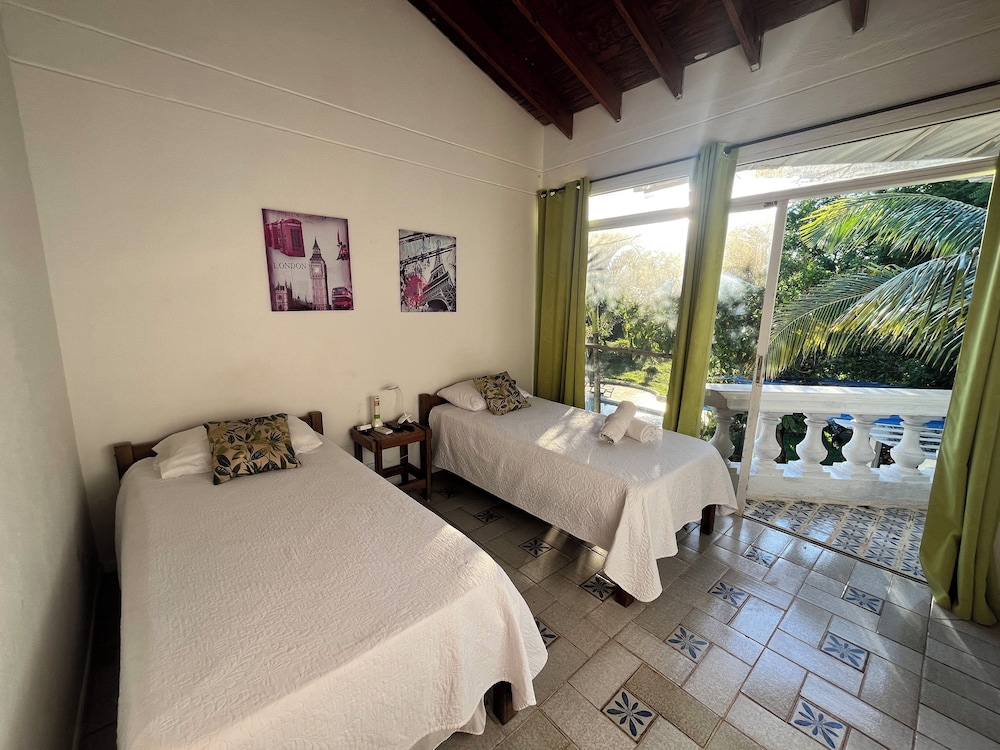 Classic Room, Partial Ocean View