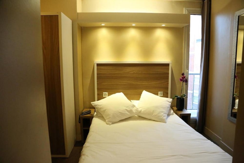 Double Room first price photo 3