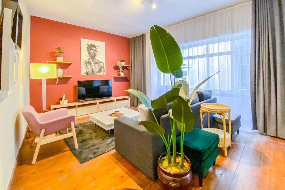 Apartment photo 1