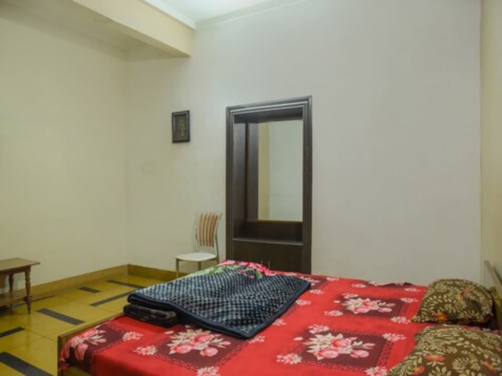 Deluxe Double Room, 1 King Bed, Non Smoking, City View