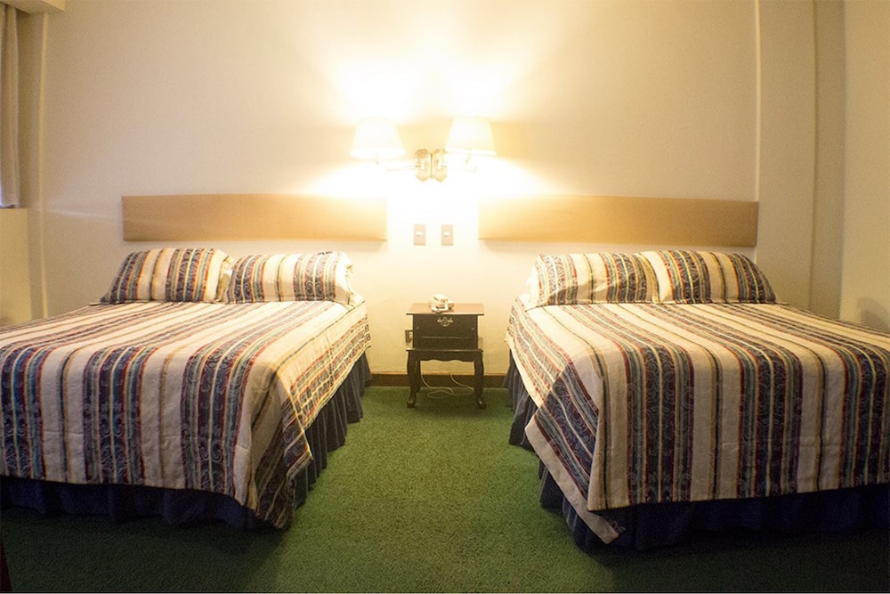 Classic Suite, 2 Double Beds, Non Smoking photo 1