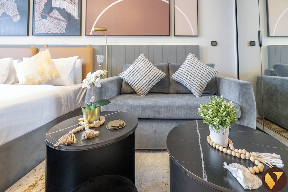 Luxury Apartment, Balcony, City View photo 3