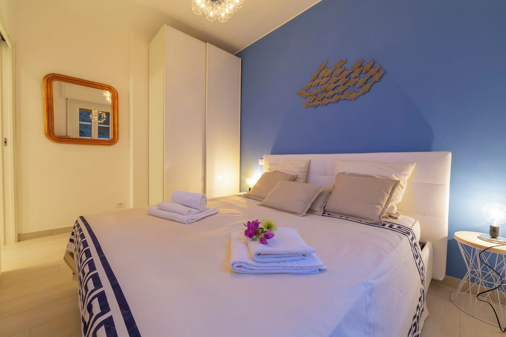 Family Apartment, Multiple Bedrooms (Cervo Piccolo Incanto With Parking)
