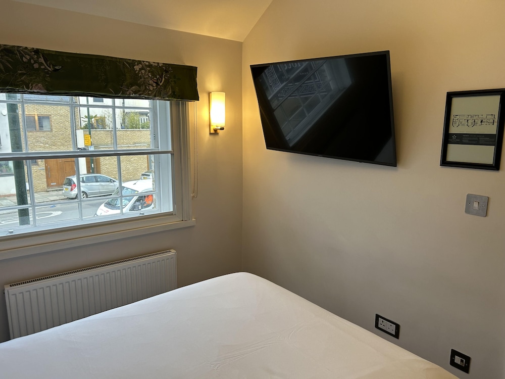 Crash Pad photo 3
