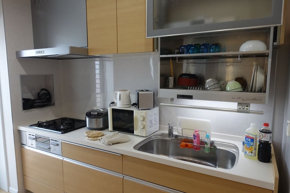 Deluxe Suite, 3 Bedrooms, Non Smoking, Private Bathroom photo 3
