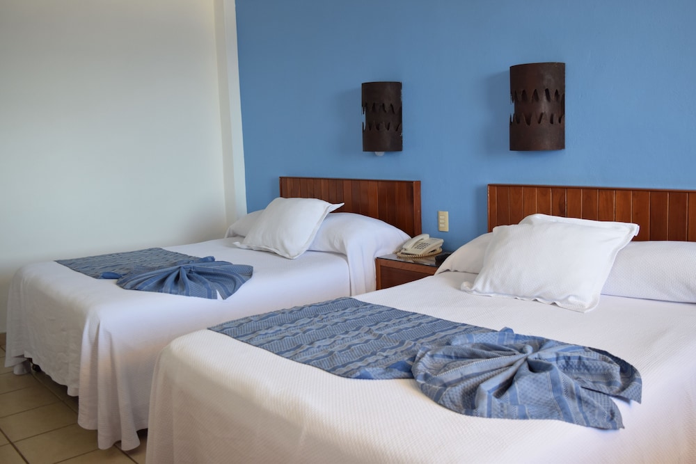 Standard Room, Ocean View - Photo 4